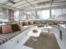 Sport Yacht Entertaining Bridge